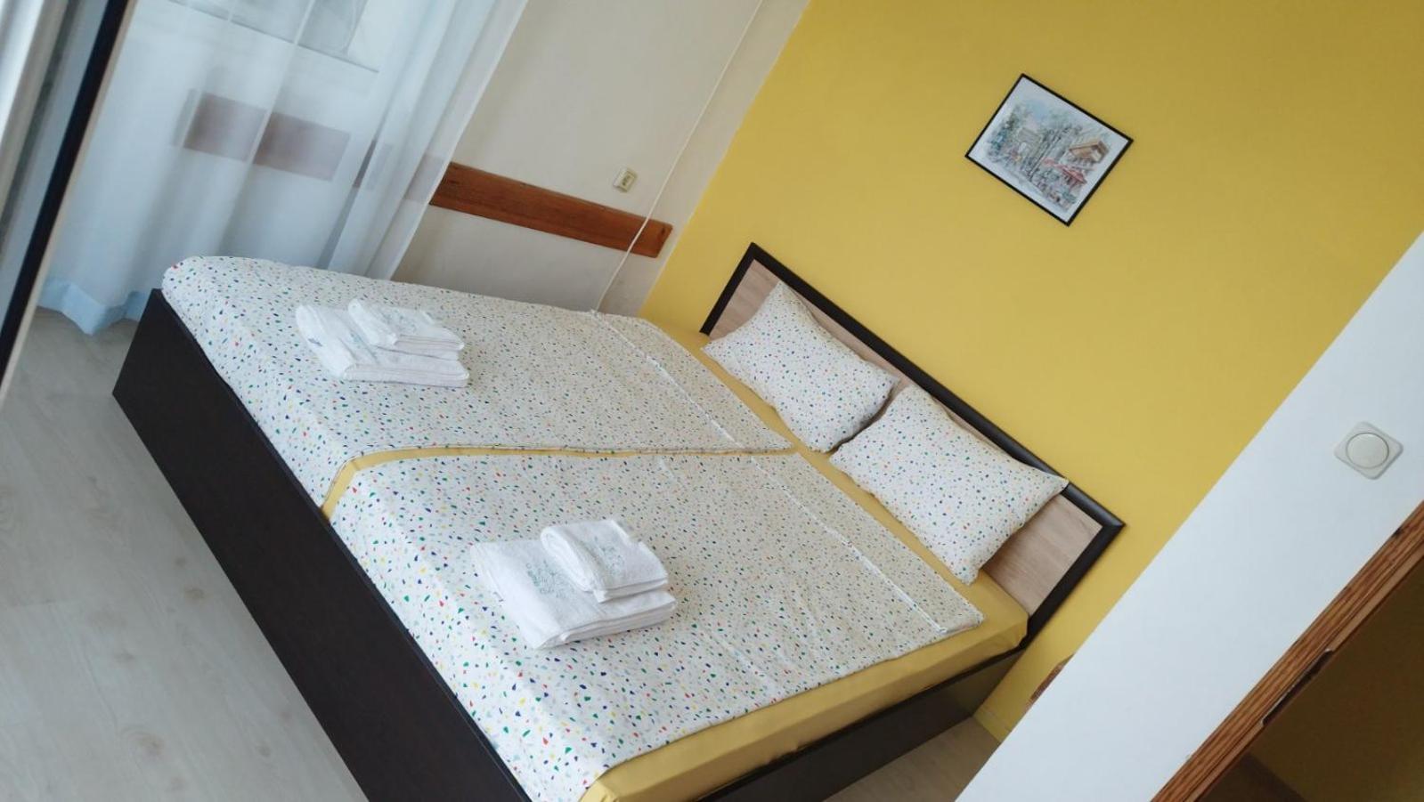 Family Hotel Kentavar 2 Bjala Exteriör bild